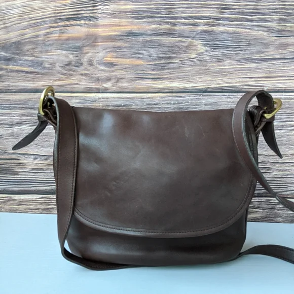 Coach Brown Leather Interior - Picture 1 of 11